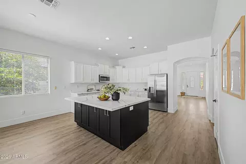 Kitchen - 10709 E Knowles Ave, Mesa, AZ 85209 photo 3 of 3