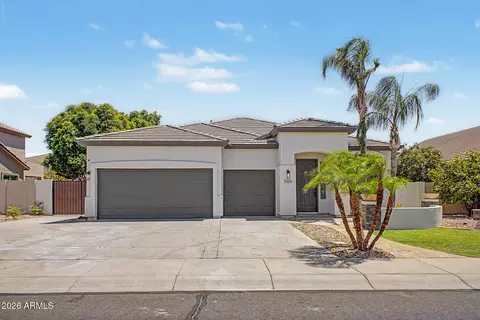 10709 E Knowles Ave, Mesa, AZ 85209