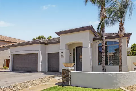 10709 E Knowles Ave, Mesa, AZ 85209