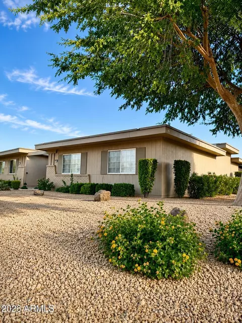 10165 W Loma Blanca Dr, Sun City, AZ 85351