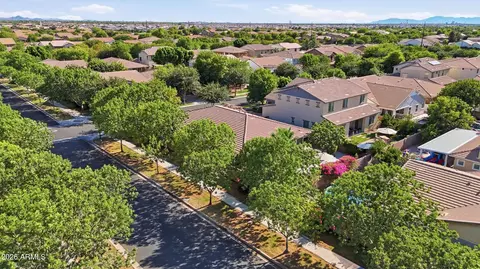 View/Area - 4118 E Marlene Dr, Gilbert, AZ 85296 photo 3 of 7