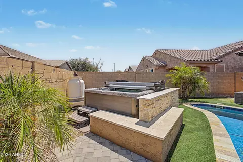 Exterior - 3706 E Lodgepole Dr, Gilbert, AZ 85298 photo 7 of 10