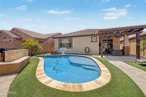 Exterior - 3706 E Lodgepole Dr, Gilbert, AZ 85298 photo 3 of 10