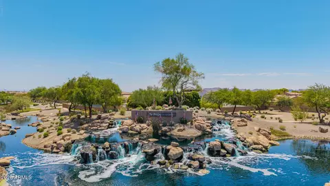 View/Area - 3706 E Lodgepole Dr, Gilbert, AZ 85298 photo 2 of 20