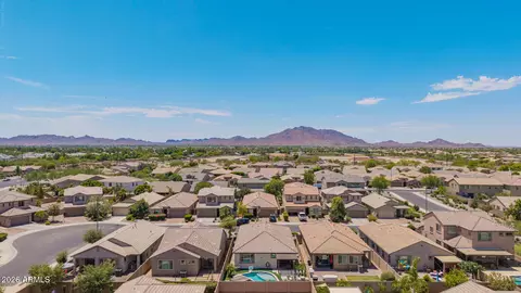 View/Area - 3706 E Lodgepole Dr, Gilbert, AZ 85298 photo 9 of 20