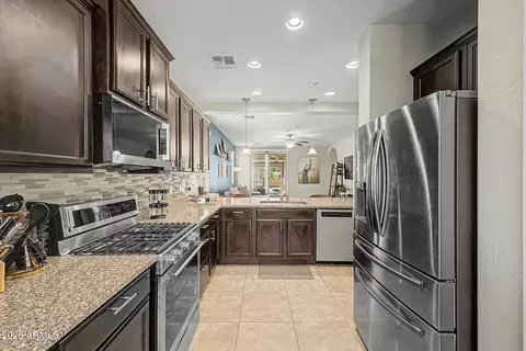 Kitchen - 3706 E Lodgepole Dr, Gilbert, AZ 85298 photo 2 of 2