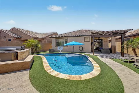 Exterior - 3706 E Lodgepole Dr, Gilbert, AZ 85298 photo 4 of 10