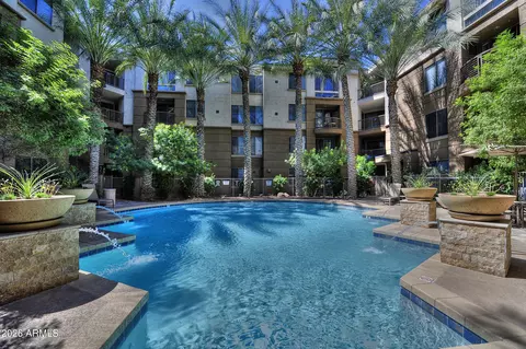 Exterior - 1701 E Colter St #116, Phoenix, AZ 85016 photo 5 of 7