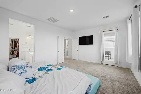 Bedroom - 10217 E Wavelength Ave, Mesa, AZ 85212 photo 3 of 5