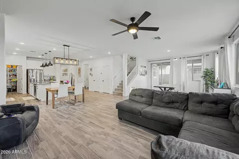 Entry Way - 10217 E Wavelength Ave, Mesa, AZ 85212 photo 1 of 3