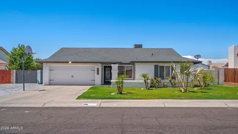 6120 W Shangri La Rd, Glendale, AZ 85304