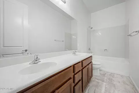 Bath - 41 N Abalone Ct, Gilbert, AZ 85233 photo 1 of 1