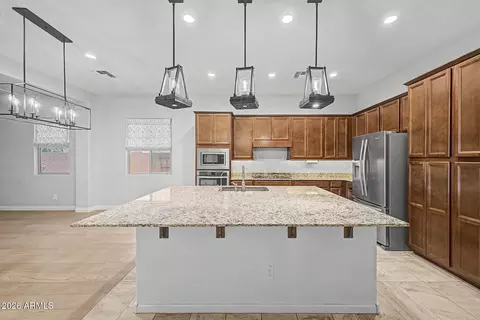 Kitchen - 41 N Abalone Ct, Gilbert, AZ 85233 photo 4 of 4