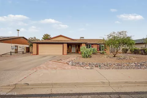648 W Kilarea Ave, Mesa, AZ 85210