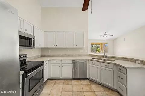 Kitchen - 3861 E Aspen Way, Gilbert, AZ 85234 photo 2 of 4