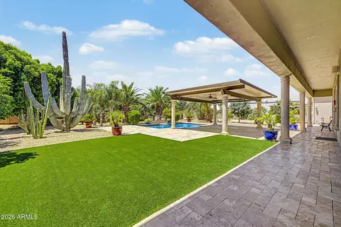 Exterior - 2347 E Sanoque Ct, Gilbert, AZ 85298 photo 14 of 25