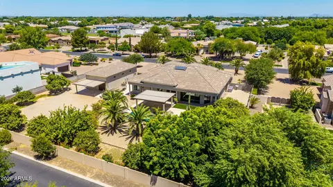 View/Area - 2347 E Sanoque Ct, Gilbert, AZ 85298 photo 7 of 13