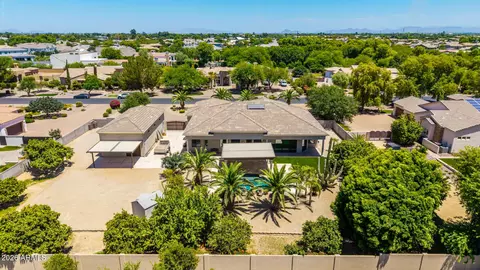 View/Area - 2347 E Sanoque Ct, Gilbert, AZ 85298 photo 8 of 13
