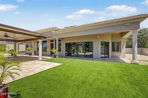 Exterior - 2347 E Sanoque Ct, Gilbert, AZ 85298 photo 18 of 25