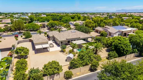 View/Area - 2347 E Sanoque Ct, Gilbert, AZ 85298 photo 9 of 13