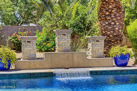 Exterior - 2347 E Sanoque Ct, Gilbert, AZ 85298 photo 13 of 25