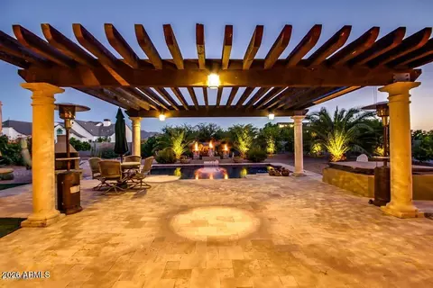 2347 E Sanoque Ct, Gilbert, AZ 85298 photo 10