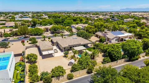 View/Area - 2347 E Sanoque Ct, Gilbert, AZ 85298 photo 10 of 13
