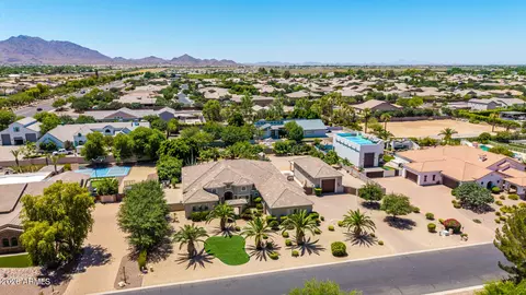 View/Area - 2347 E Sanoque Ct, Gilbert, AZ 85298 photo 5 of 13