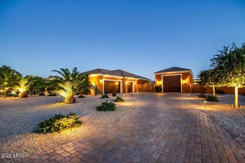 2347 E Sanoque Ct, Gilbert, AZ 85298 photo 13