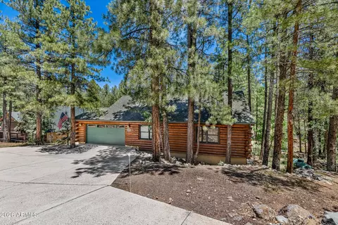 55 E Oak Dr, Munds Park, AZ 86017