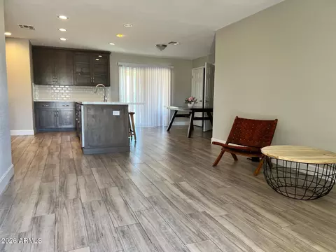 2530 E Randall Dr, Tempe, AZ 85288
