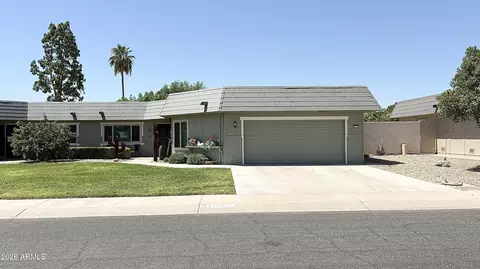 10419 W Campana Dr, Sun City, AZ 85351