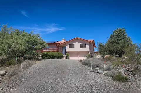 700 Redtail Hawk Dr, Clarkdale, AZ 86324