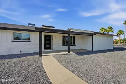 890 W Del Rio St, Chandler, AZ 85225