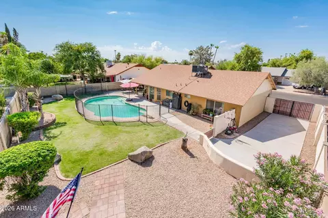 6422 W Cortez St, Glendale, AZ 85304