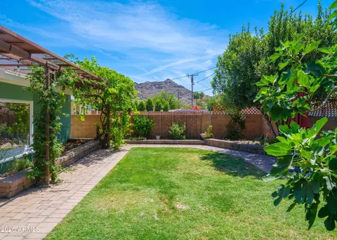 Exterior - 1013 E Diana Ave, Phoenix, AZ 85020 photo 12 of 14