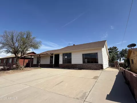 1131 E Bisnaga St, Casa Grande, AZ 85122