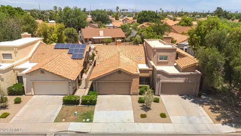 2364 W Comstock Dr, Chandler, AZ 85224