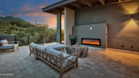 6525 E Cave Creek Rd #14, Cave Creek, AZ 85331