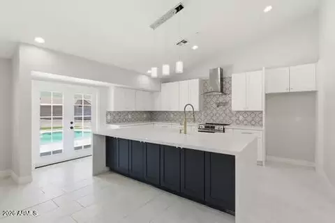 Kitchen - 1067 E Sequoia Dr, Phoenix, AZ 85024 photo 3 of 3