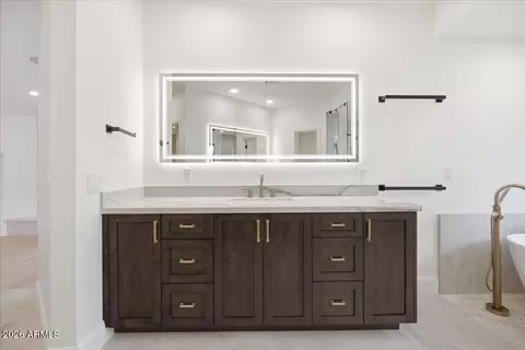 Bath - 3800 E Lincoln Dr #55, Phoenix, AZ 85018 photo 4 of 12