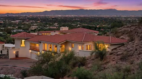 3800 E Lincoln Dr #55, Phoenix, AZ 85018