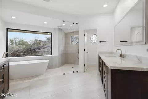 Bath - 3800 E Lincoln Dr #55, Phoenix, AZ 85018 photo 1 of 12