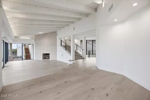 Living - 3800 E Lincoln Dr #55, Phoenix, AZ 85018 photo 5 of 17