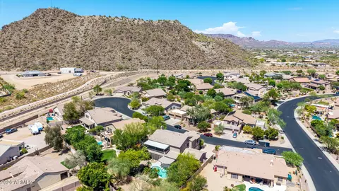 View/Area - 1412 N Vincent Cir, Mesa, AZ 85207 photo 9 of 12