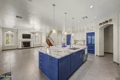 Kitchen - 1412 N Vincent Cir, Mesa, AZ 85207 photo 4 of 5
