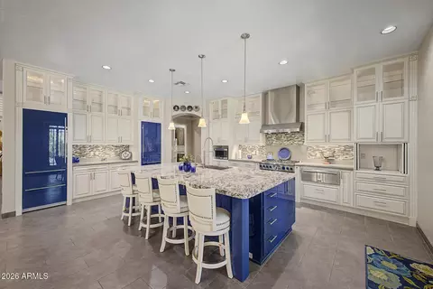 Kitchen - 1412 N Vincent Cir, Mesa, AZ 85207 photo 2 of 5