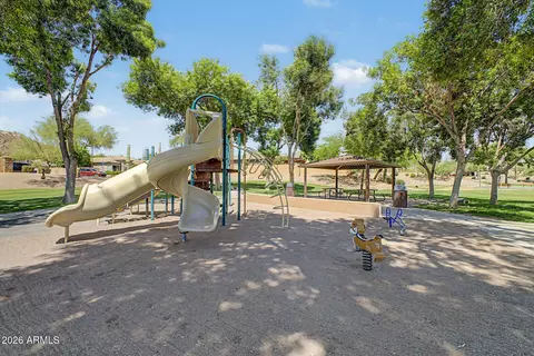 View/Area - 1412 N Vincent Cir, Mesa, AZ 85207 photo 4 of 12