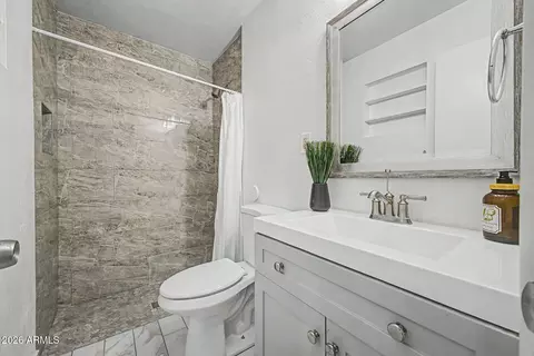 Bath - 1137 E 2nd Pl, Mesa, AZ 85203 photo 1 of 2