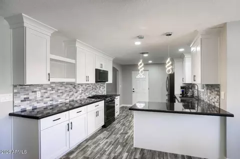 3038 W Charter Oak Rd, Phoenix, AZ 85029
